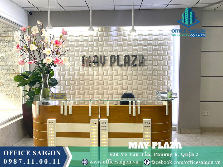 Lễ tân tại tòa nhà văn phòng cho thuê May Plaza quận 3