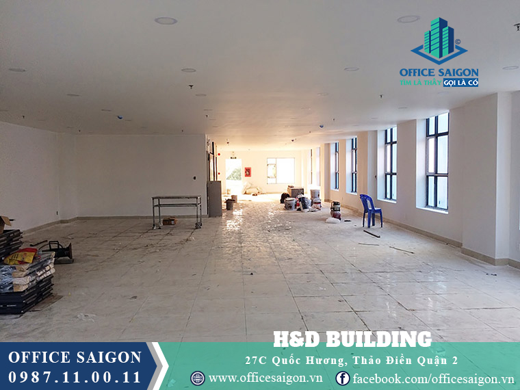 Sàn trống đang hoàn thiện tại văn phòng cho thuê H&D building quận 2