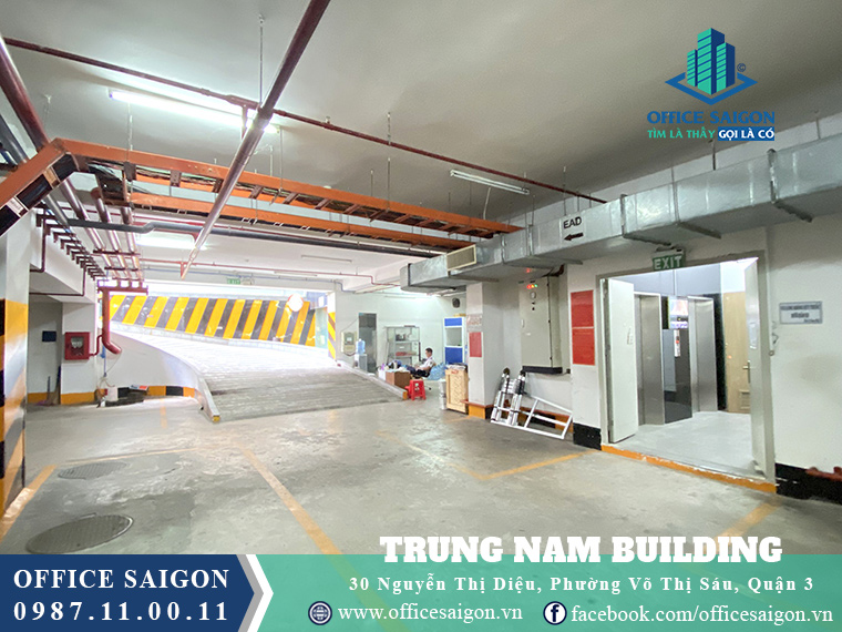 Lối ra hầm giữ xe văn phòng cho thuê toà nhà Trung Nam Building Quận 3