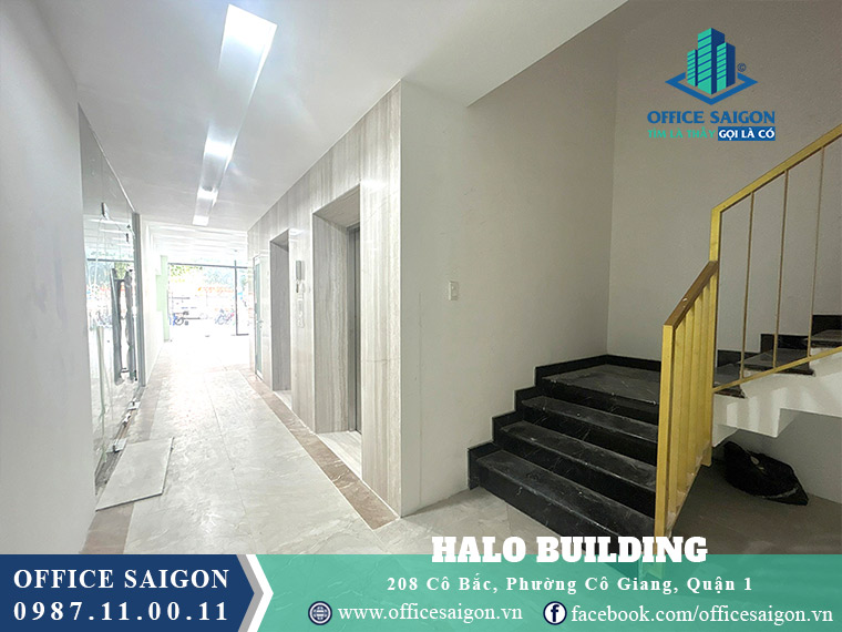 Hành lang thang máy tại Halo Building Cô Bắc quận 1