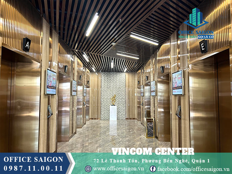 Hệ thống thang máy tốc độ cao tại Vincom Center