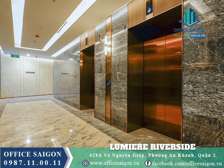 Thang máy toà nhà Lumiere Riverside văn phòng cho thuê quận 2
