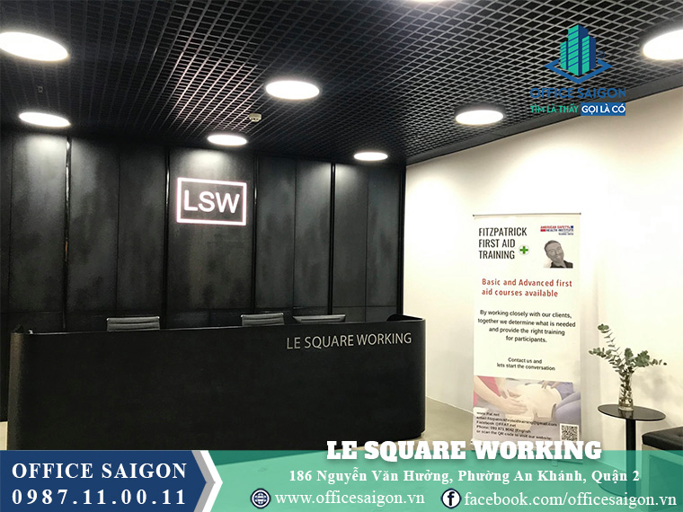 Le Square Working - Nguyễn Văn Hưởng