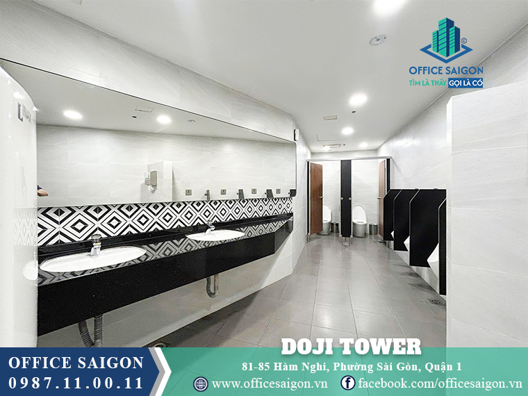 Toilet toà nhà Doji Tower Hàm Nghi