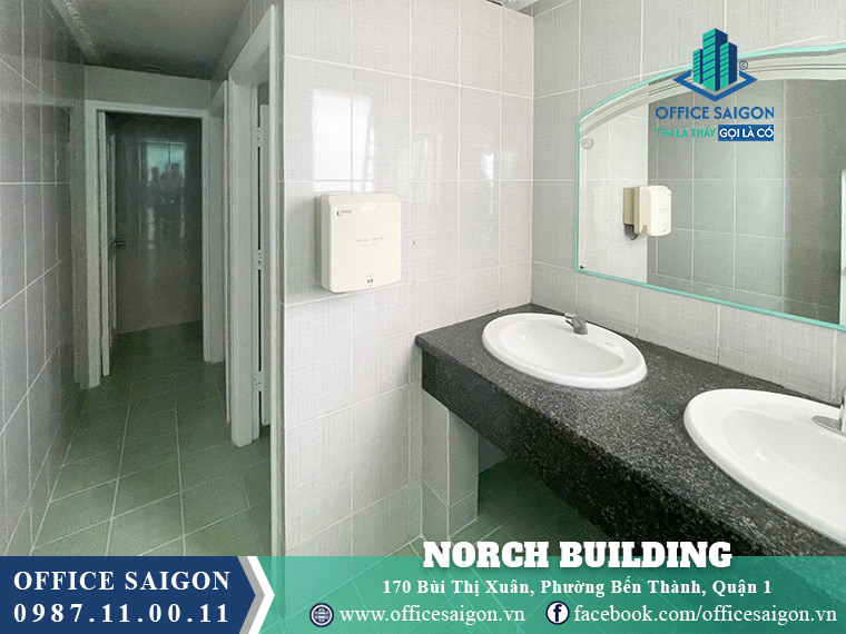 Toilet toà nhà Norch Building Bùi Thị Xuân